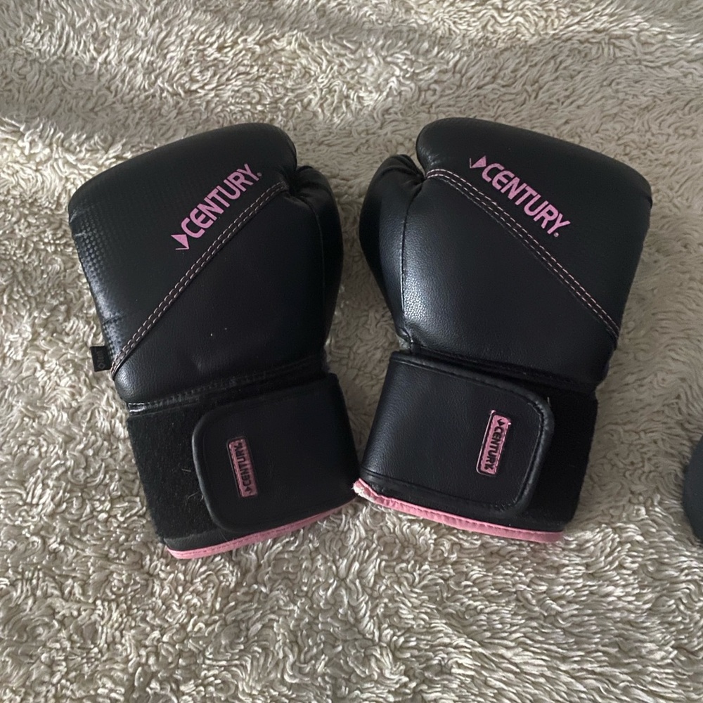 Women's Black and Pink Boxing Gloves